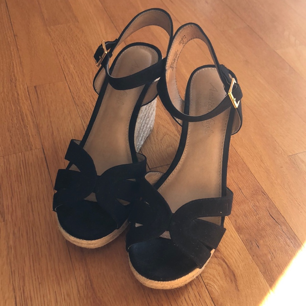 American Eagle Espadrille Platform Sandals in Black EUC